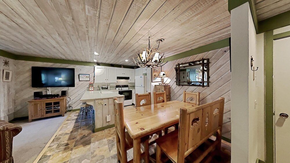 Mammoth Mountain Vacation Condos