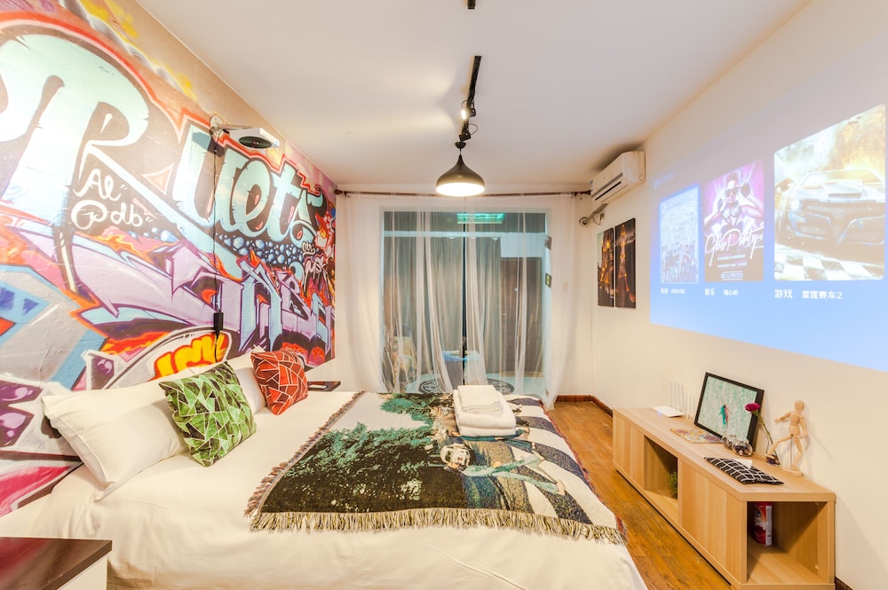 Qiyu Homestay - West Nanjing Road Branch