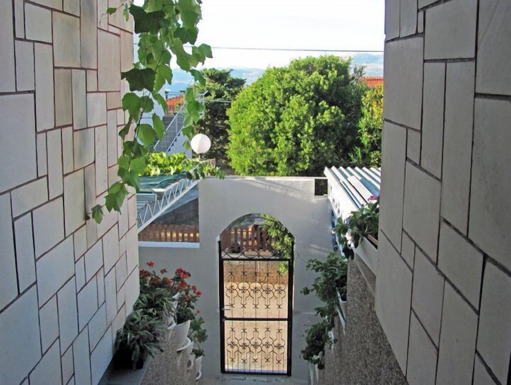 Photo 27