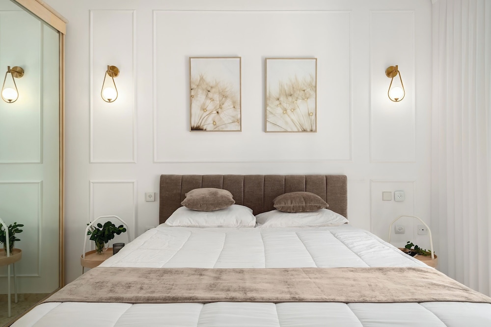 Royal Park Apt Resort by Sea N Rent