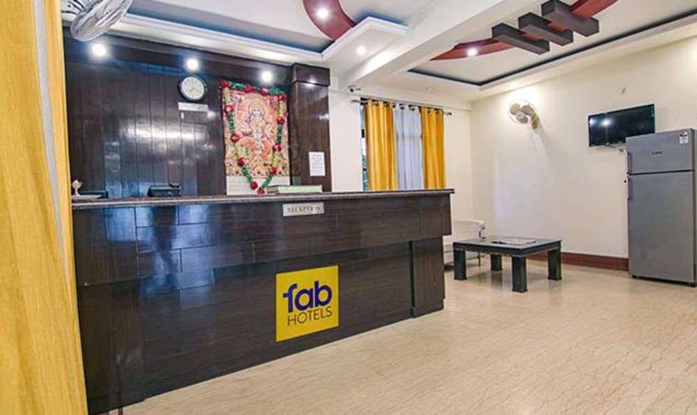Lobby & Reception