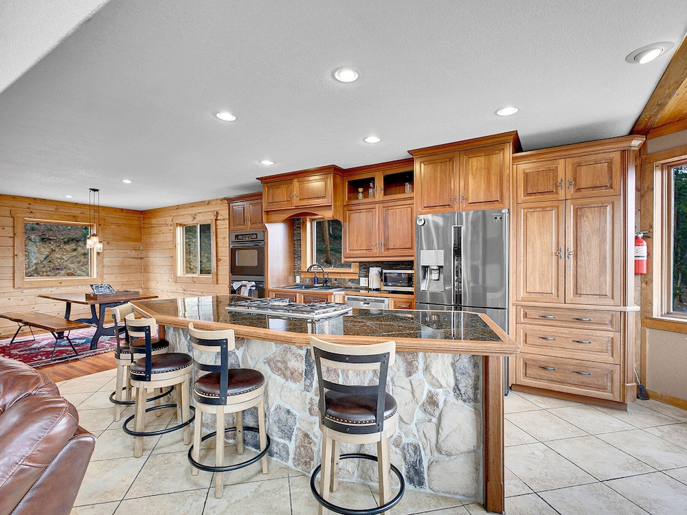 Switchback_big Divide 3 Bedroom Home