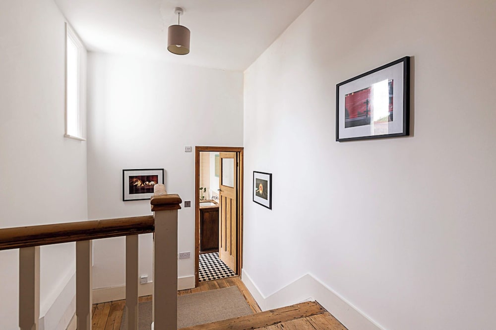 Stylish Chiswick Apartment With a Private Terrace