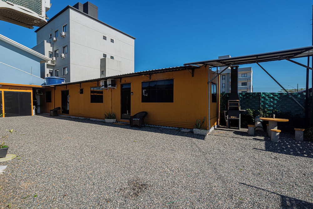 Container 3