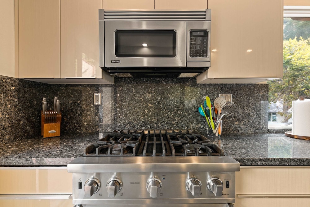 Allura Studio City Mediterranean With Private Pool