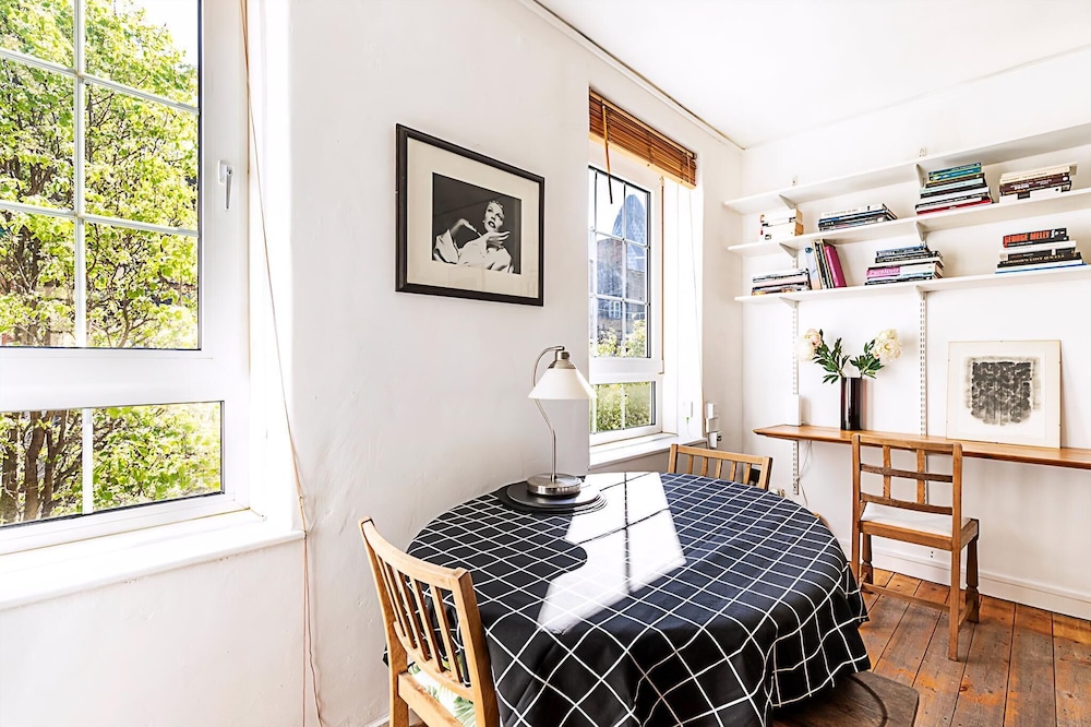 Sich - Warm & Inviting Flat by Liverpool Street