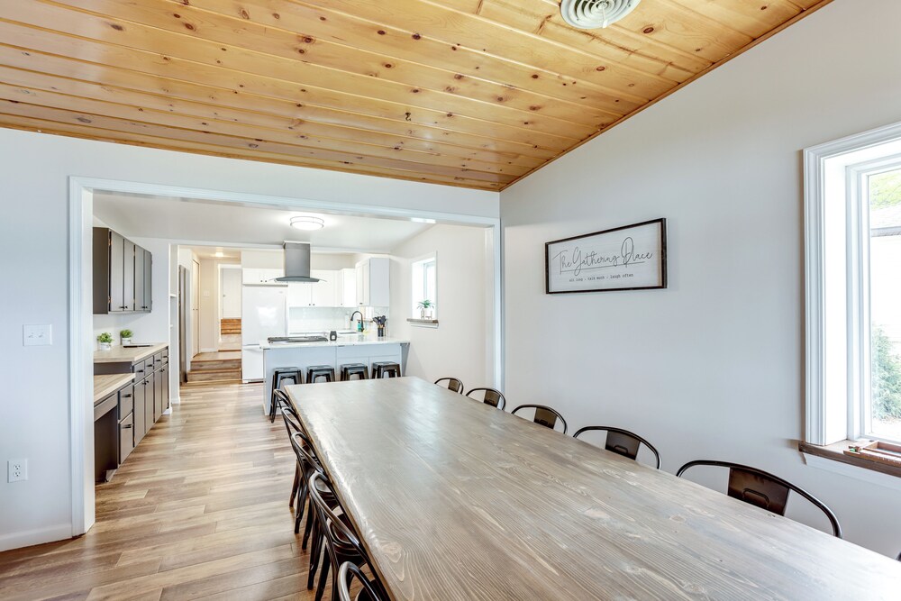 Fisher's Paradise: Lakefront Cottage in Baldwin!