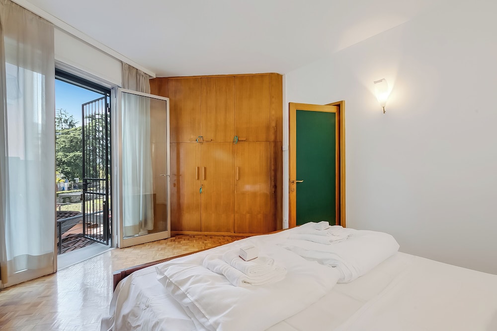 The Arco Round House