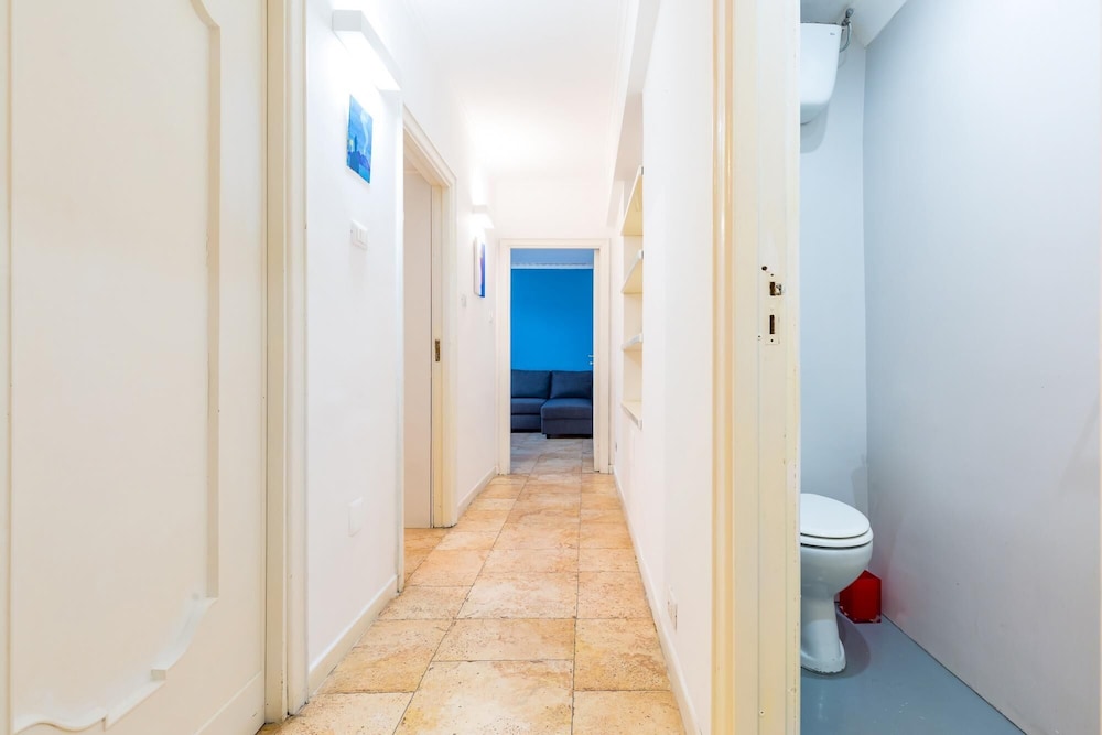 Crispi 36 - Cozy Flat and Terrace by Napoliapartments