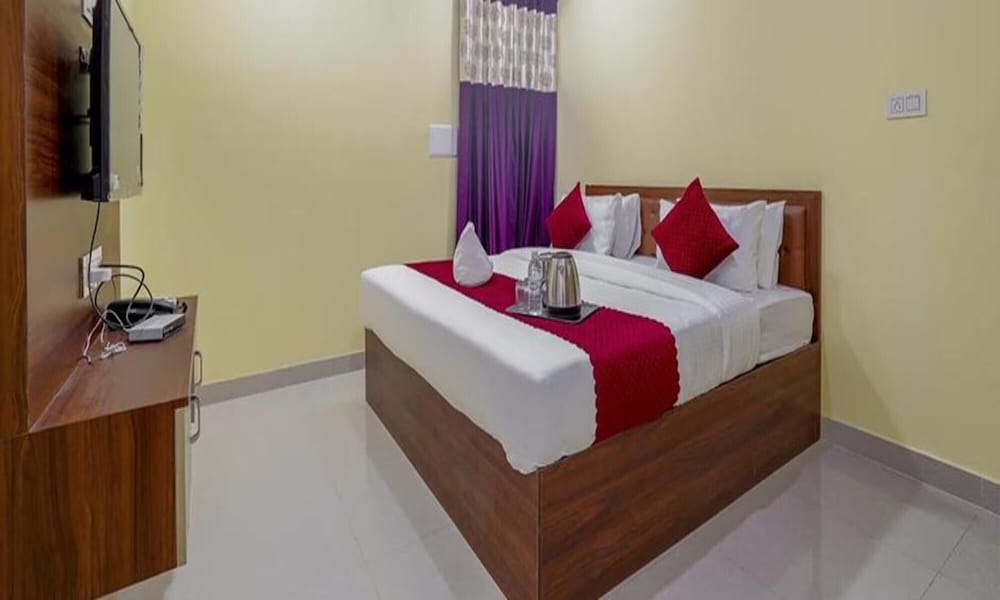 Fabhotel Ayodhya Comforts