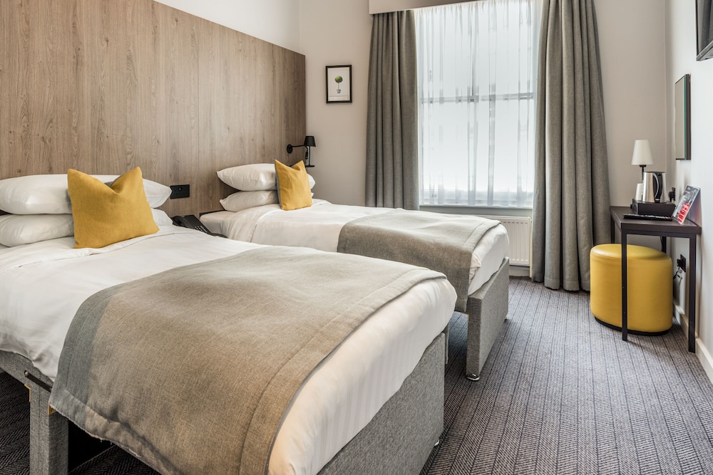 The Princes Square Hotel