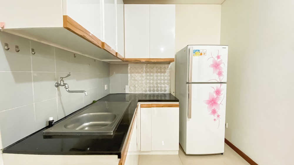 Best View 2BR Green Bay Condominium Apartment