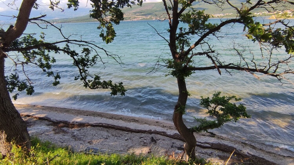 Robi - 100 Meters to the Beach - A1 view 2