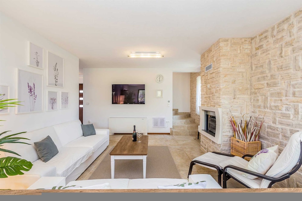 Holiday House Casa D Oro