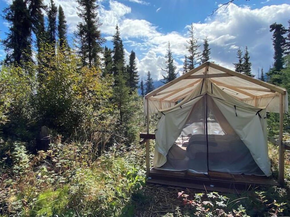 Alpenglow Luxury Camping