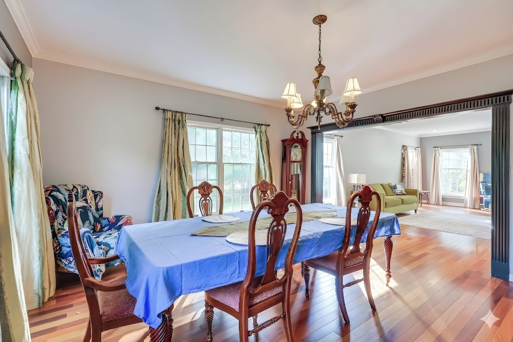 Hot Tub & Pool: Family Home 5 Mi to Princeton!