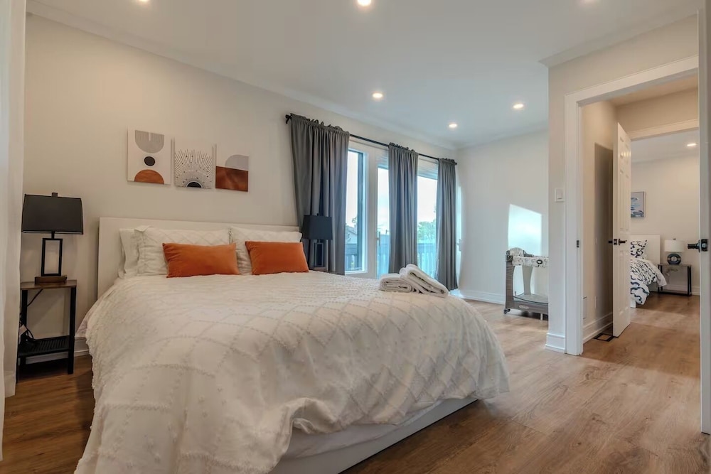 Sunny Side Retreat