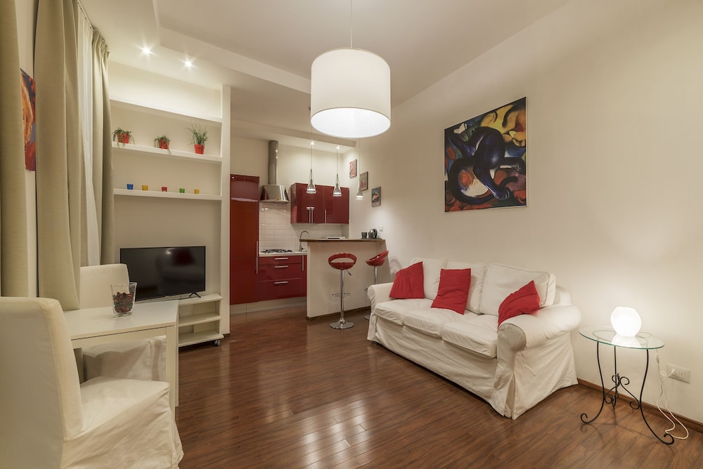Castro Pretorio & Sallustiano Lovely Flat