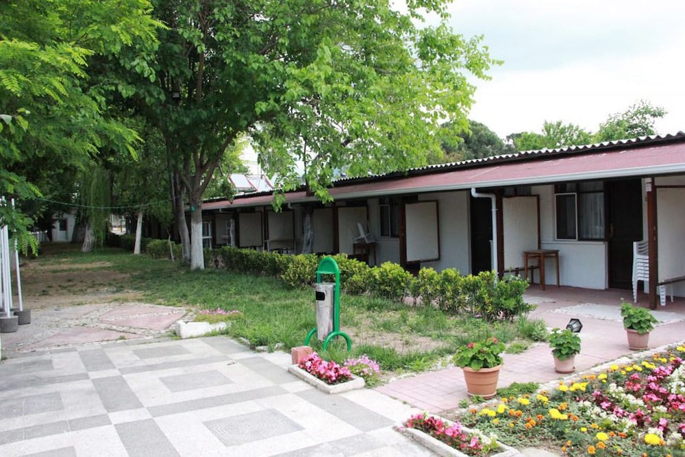 Sahin Motel Erdek view 4