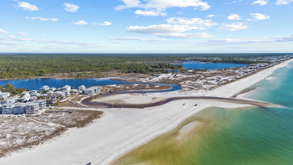 Grayt Digs by Avantstay Next to Beach, Oceanview