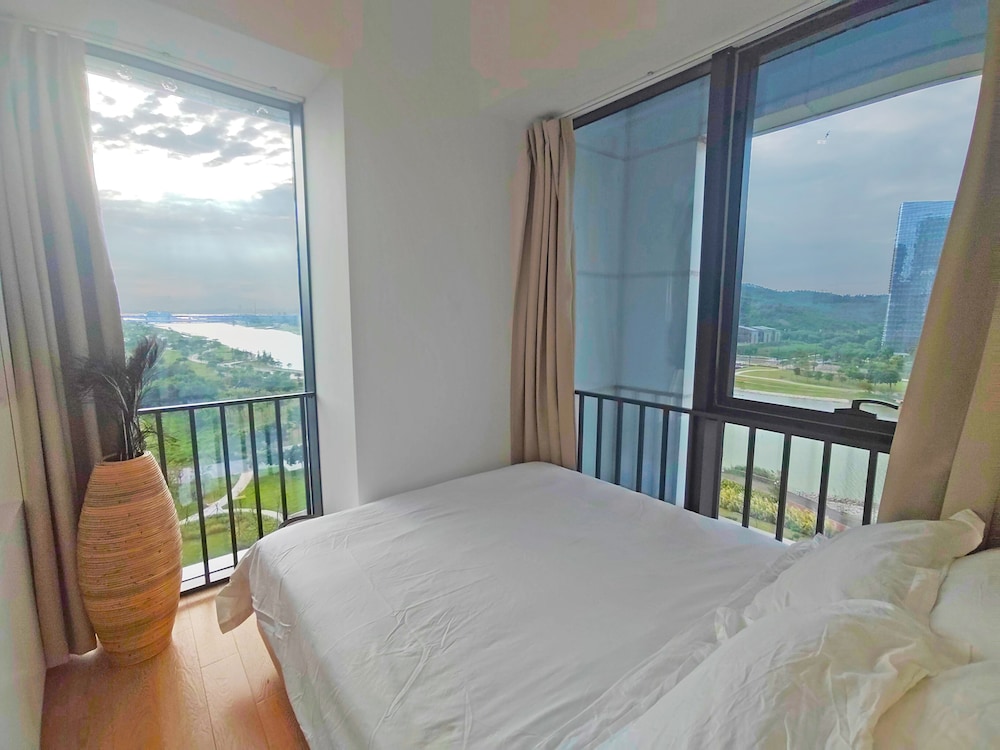 Interact China Fine Condo - Chimelong