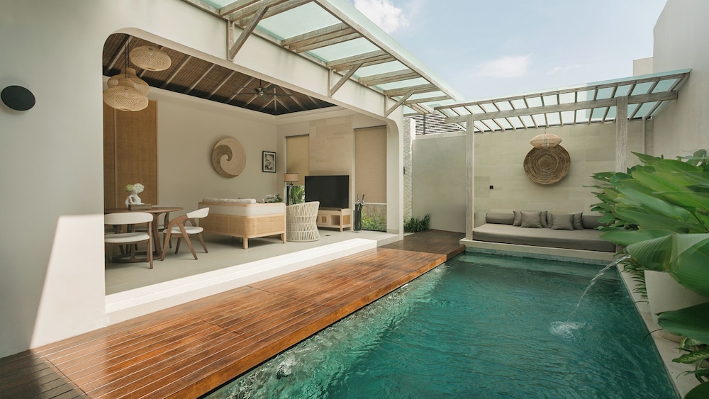 Deneva Villa by Betterplace