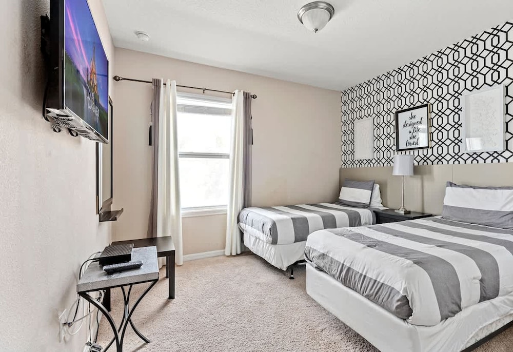 Themed Mickey Bedroom 4BR at Solterra