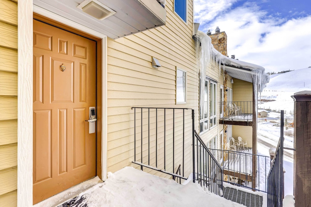 Granby Ranch Ski-in/ski-out Vacation Rental! view 3
