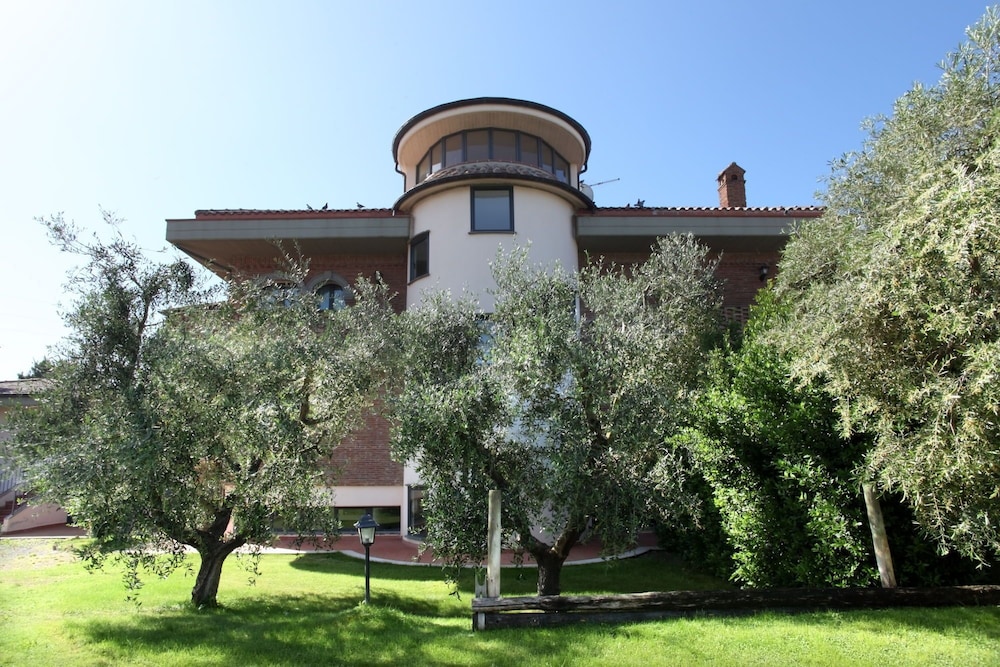 Photo 23