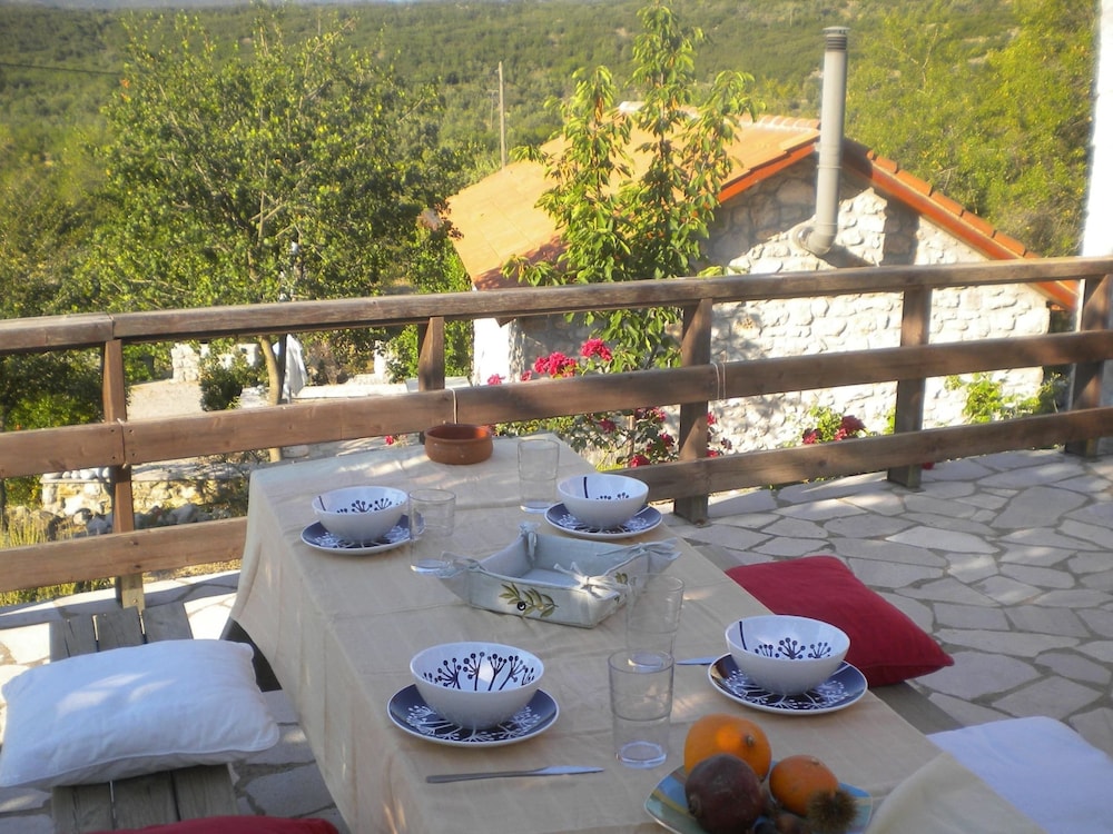 Holiday Home With Garden in Leonidio view 2