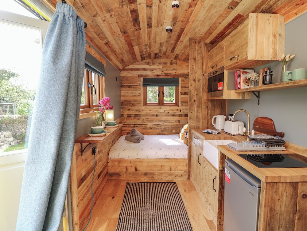 Tower Hut