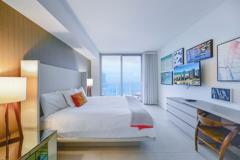 Ocean View Condo Near the Beach