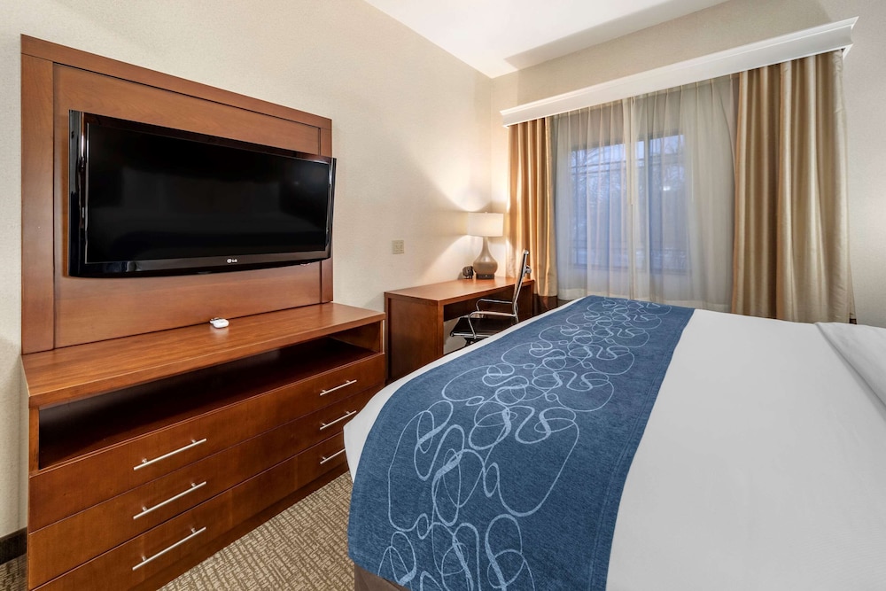 Redlands Vacations - Comfort Suites Redlands - Property Image 30