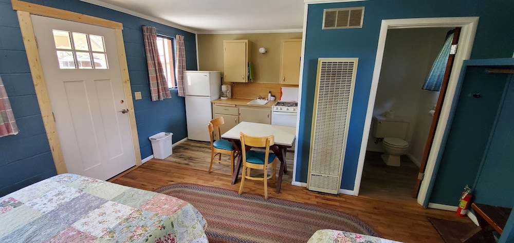 Redwood Cabins view 2
