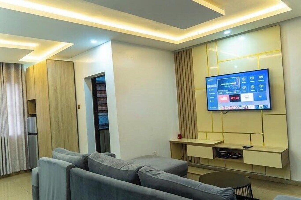 Luxury and Smart Homes