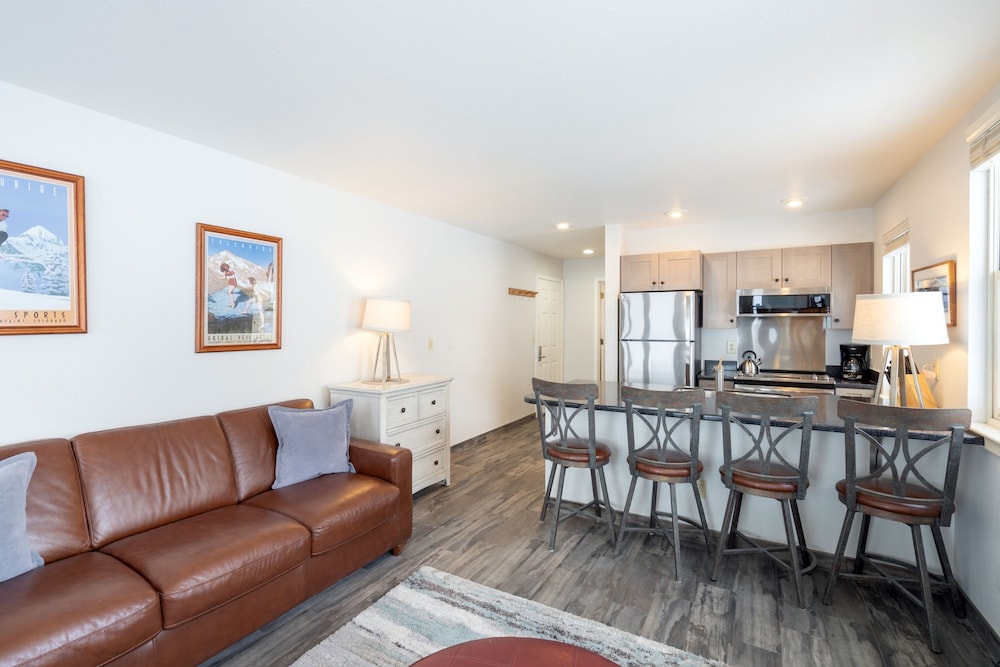 Etta Place 1 by Avantstay Ski In Ski Out Unit w Views of the Slopes