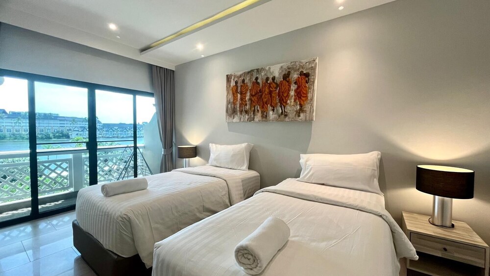 Luxury Seaview 6 Bedrooms With Infinity Pool Villa, Private Gym, Superfast Wifi
