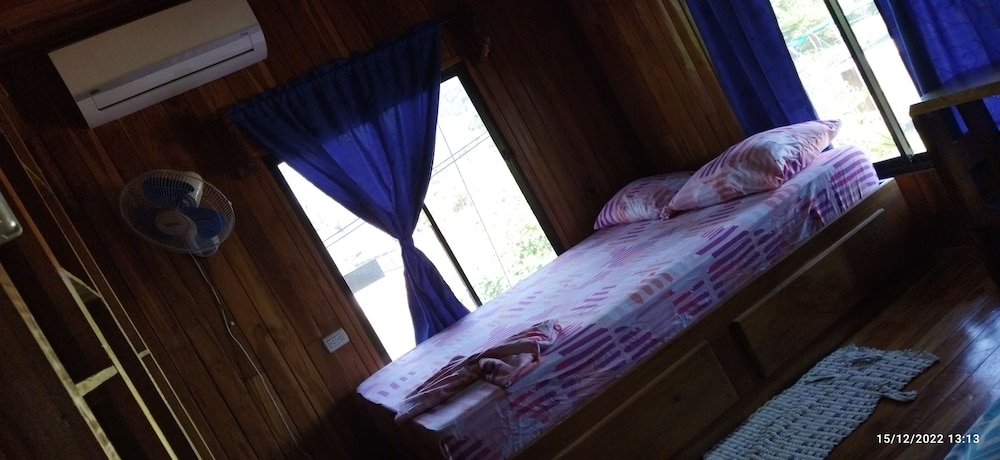 Photo 52
