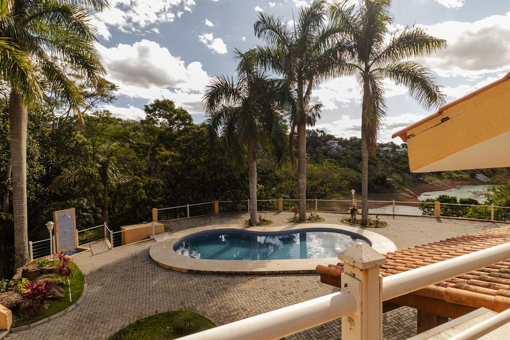 Casa de Campo com Vista Piscina e rea Gourmet