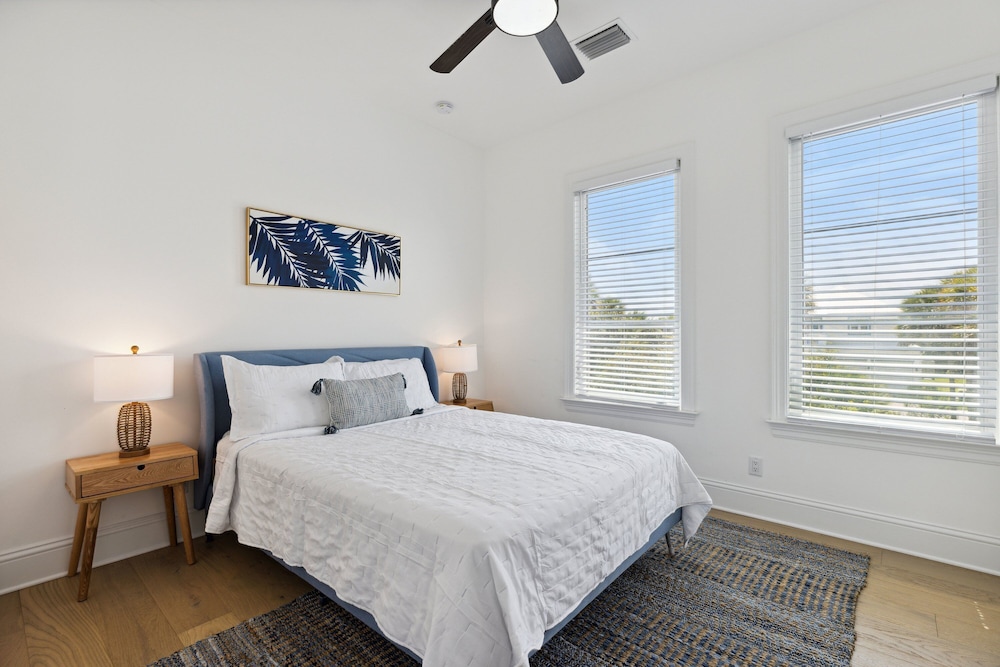 132 Ocean Estates Dr