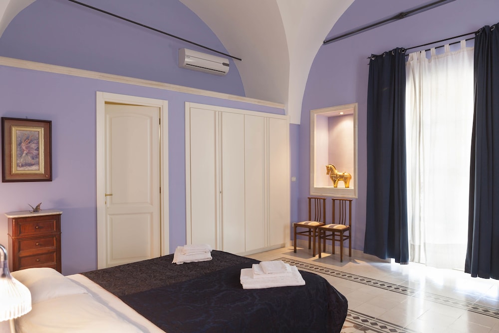 Villa Urso BedWine