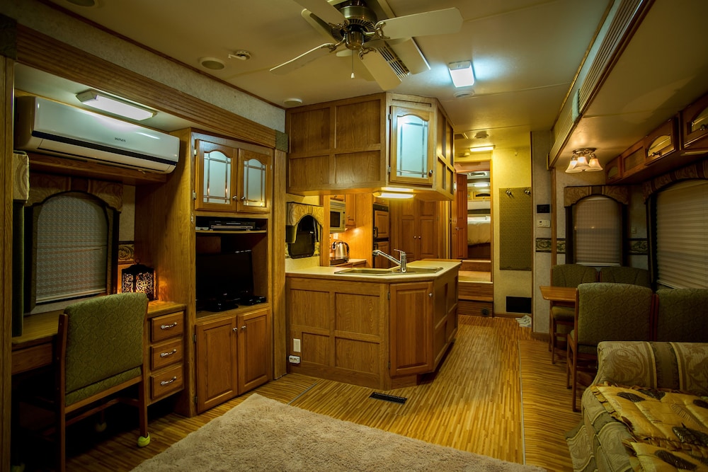 Sunyang Village Dome - Caravan Park
