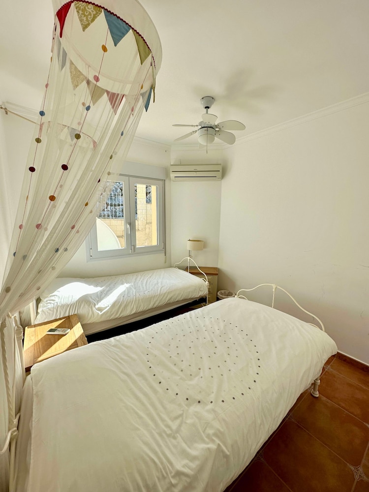 Casa Luna - Three Bedroom Villa With Stunning View