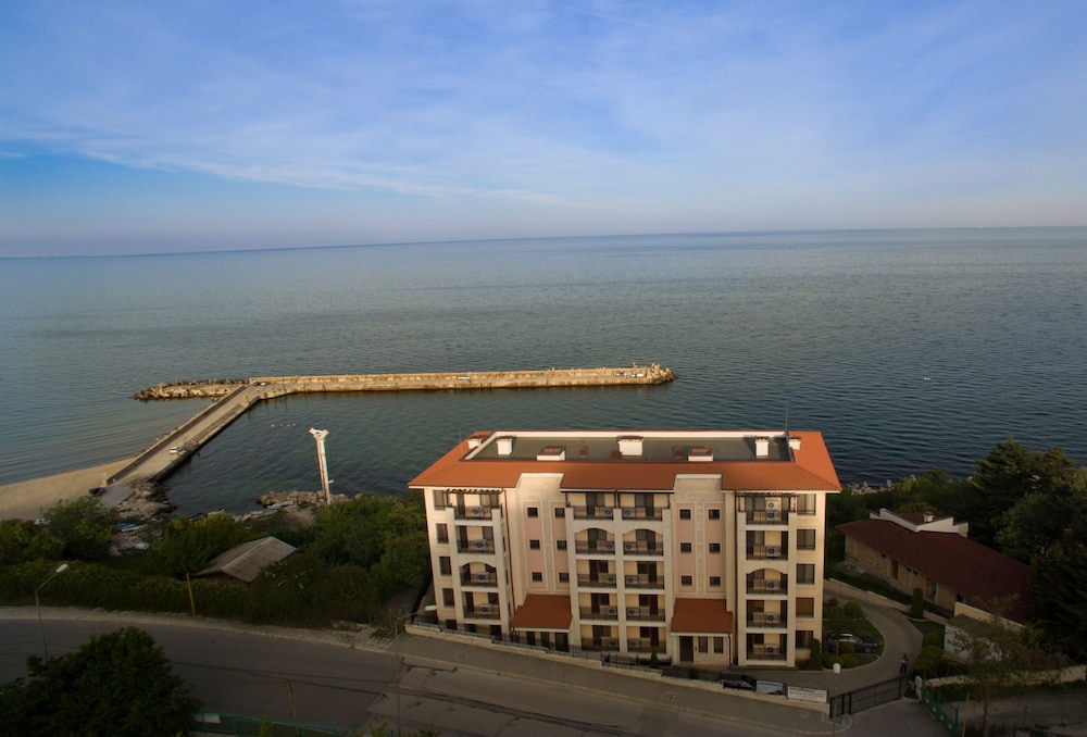Sunny Suites by Casa Del Mare