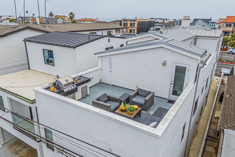 Seaside Style by Avantstay Rooftop Walk to Beach Chic Design