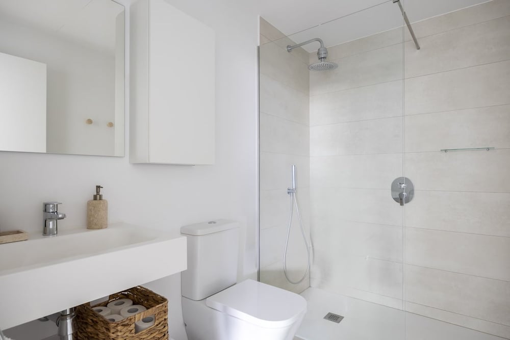 Stylish Luxury Suite With Terrace in Higueron