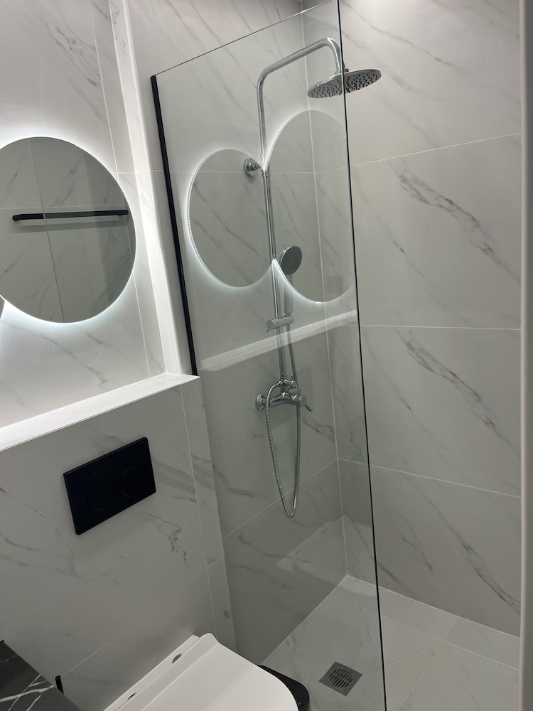 Shape Suites Athens
