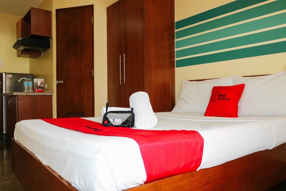 Cebu Vacations - RedDoorz  MJ Cuenco Avenue Cebu - Property Image 13