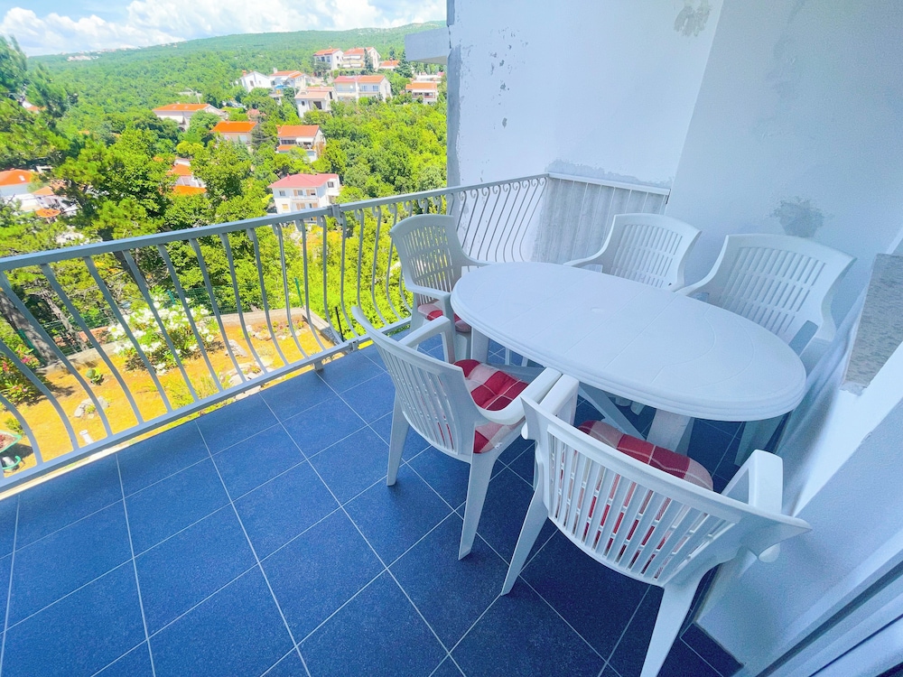 Apartment Combaj 2