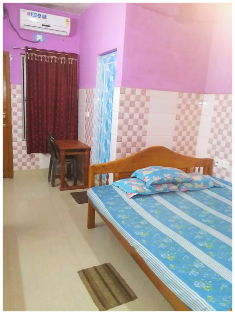 HOTEL MILANNN GUEST HOUSE